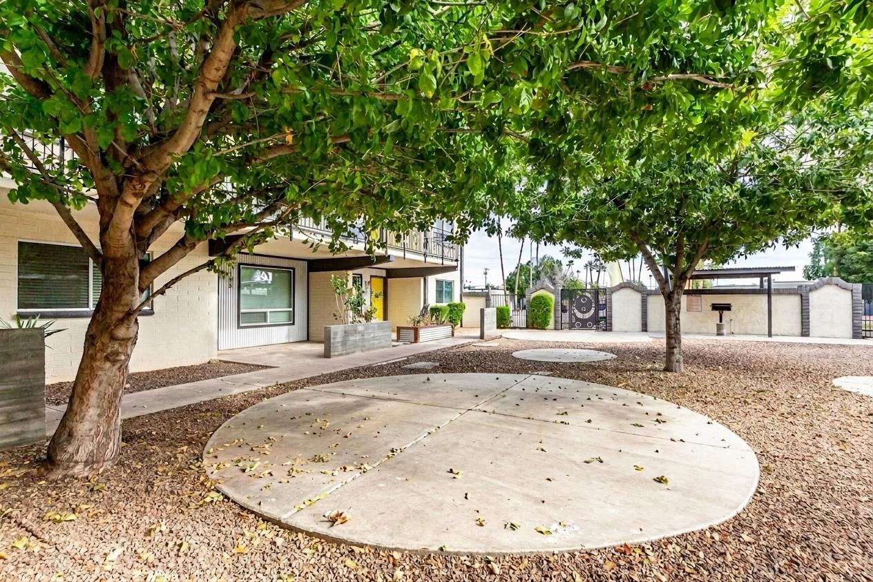 Shared outdoor space at The Forté Apartments.